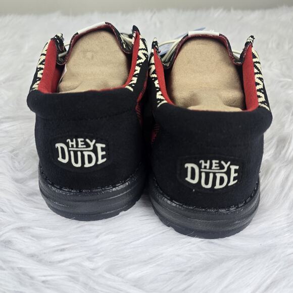 Hey Dude Wally Holiday Cheers Men\'s Size 10 Black Red Shoes Christmas Dudes main image 10